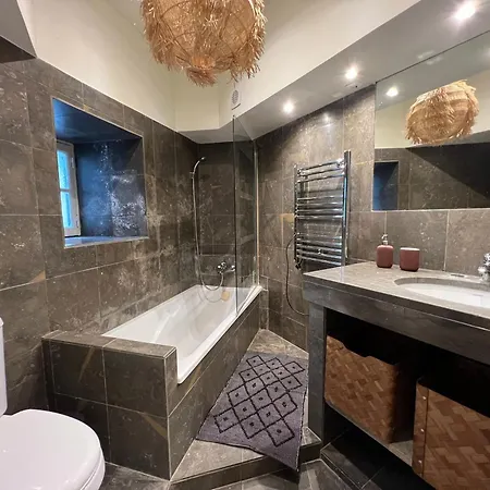 Saint George Апартаменти *