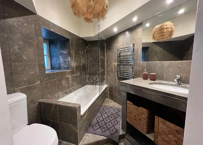 Saint George Апартаменти *